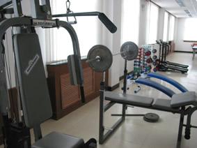 北京华龙老年公寓健身房设施1