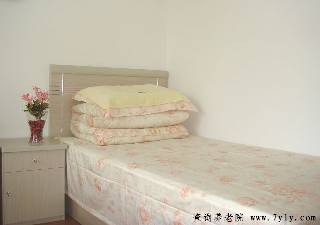 大连戴德居护养院单人房
